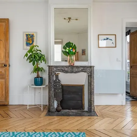 Charming Balcony In Montmartre Apartamento *